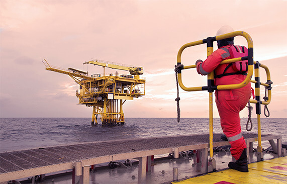 6 Safety Tips for Offshore Workers in Houston | The Krist Law Firm, P.C.